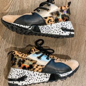 Steve Madden Sneakers
